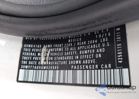 2016 Volkswagen Golf Gti S 2-Door z USA, uszkodzony, nr VIN 3VWYT7AU5GM025565